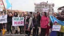 Хроники крымского сопротивления: как женщины митинговали за мир (видео)