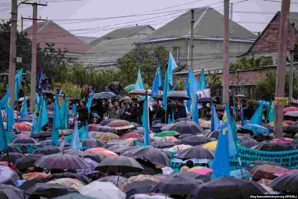 Crimean Tatar people mourning rally on May 18 in Simferopol 