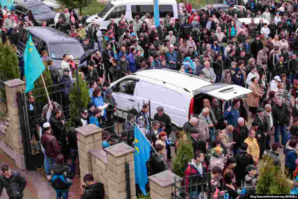 Crimean Tatar people mourning rally on May 18 in Simferopol 