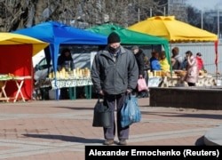 На рынке в Донецке 19 февраля